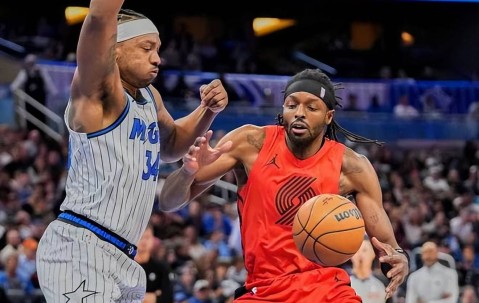 爱游戏入口-成都蓉城队应援歌曲斗志昂扬