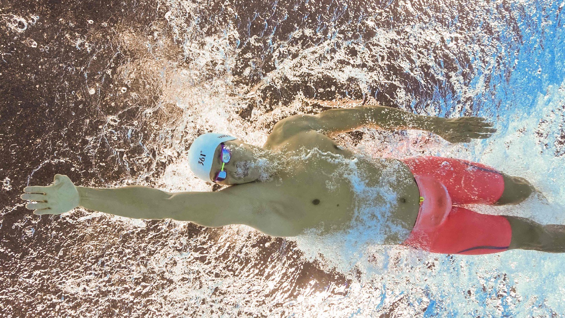 综合格斗赛场焦点！阿根廷队对阵中国队，强强对话引爆全球球迷关注